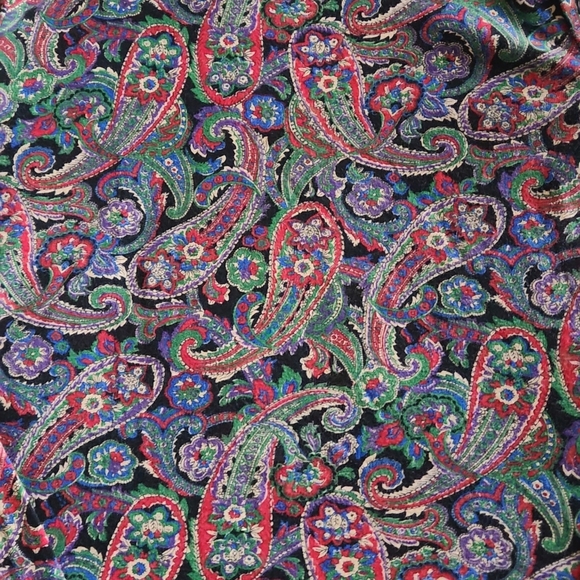 Beautiful Lauren Ralph Lauren Iconic Colorful Paisley Pattern Cotton Top ❤️🖤💜 - Picture 2 of 15